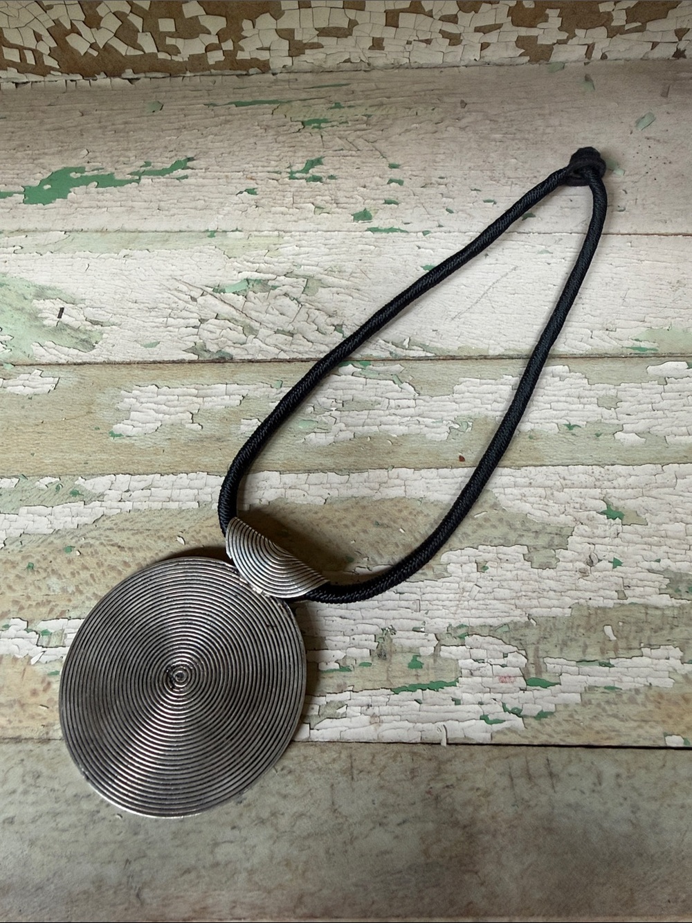 🌿New Silver-Tone Spiral Pendant Necklace